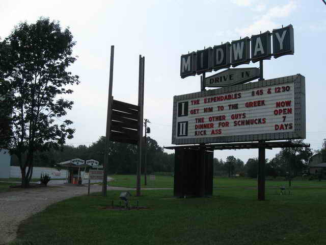 Midway Drive In Theater - 2010 Photo